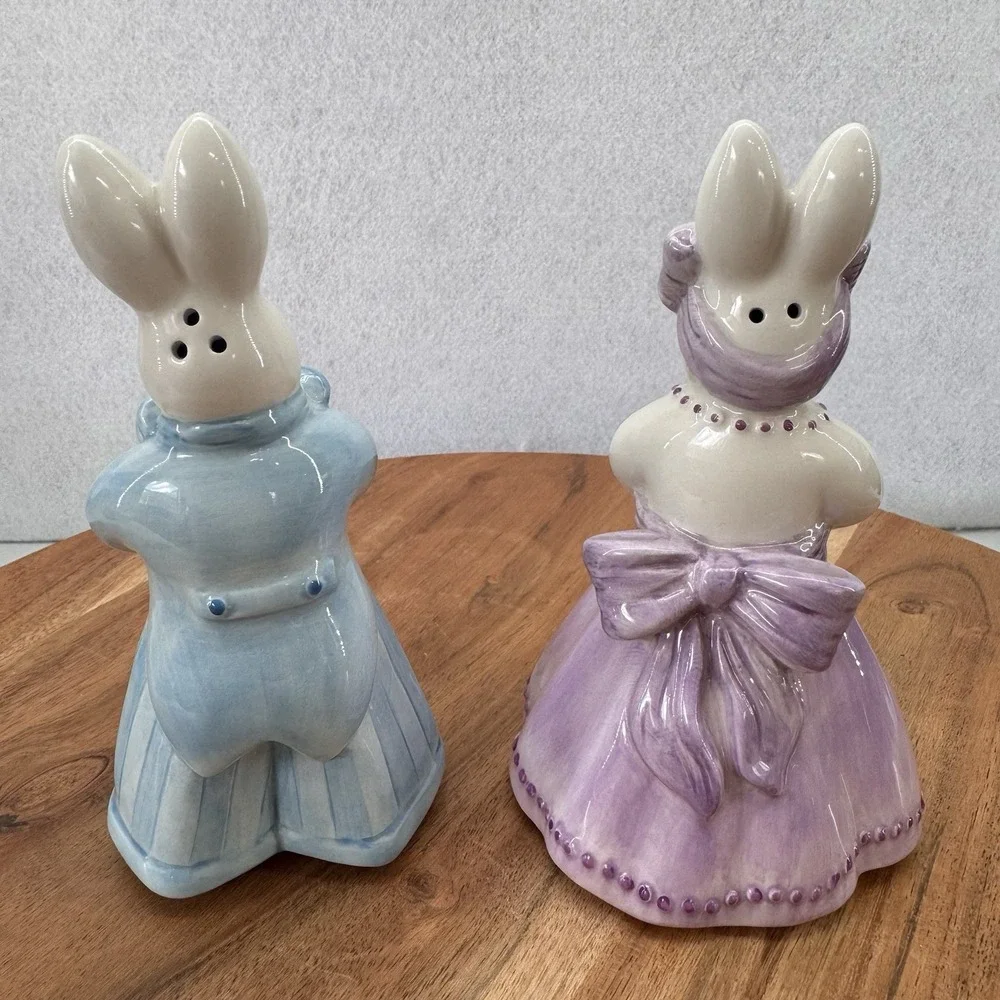 Fitz and Floyd Essentials Be Bop Bunnies Easter Bunny Rabbit Salt Pepper Shakers